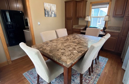 Bettendorf House | Cozy House in Bettendorf - 1 month + rentals