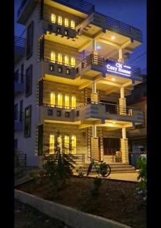 Sauraha Hotel | Cozy house