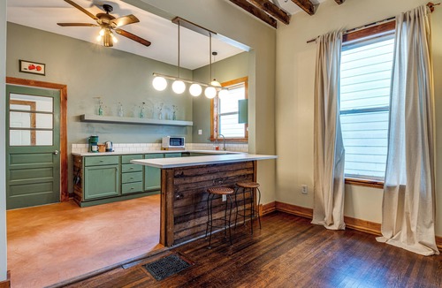 Fountain Square Cottage | Cozy Indianapolis Vacation Rental w/Micro Farm!