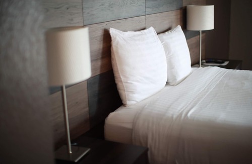 Santa Ana Heights Hotel | Cozy Inn