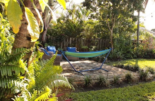 Jensen Beach House | Cozy Jensen Beach bungalow 3 miles to the beach and 1.5 miles to downtown