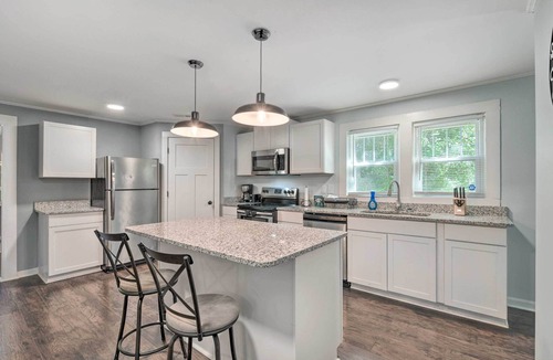 Kannapolis House | Cozy Kannapolis Home: Fenced Yard, Fire Pit!