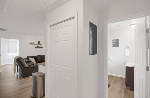 Halifax Apartment | Cozy king apartment with luxurious amenities at Halifax Inn
