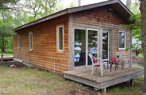 Emily Cabin | Cozy Lake Front Cabins For A Wonderful Summer, Fall and Winter fun Get Away!
