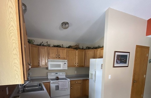 Chetek House | Cozy Lakefront Cabin with Game Room & Hot Tub