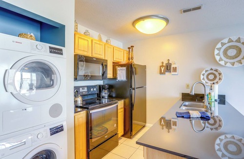 Put-in-Bay Condo | Cozy Lakefront Middle Bass Retreat w/Balcony