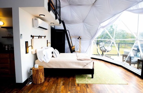 Coosa Cabin | Cozy Lakeside Dome with Hot Tub in Cedar Bluff, Alabama