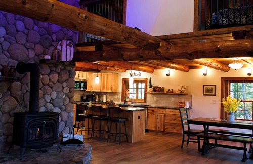 Manitowish Waters Cabin | Cozy Lakeside Log Cabin with fireplaces/Central AC on Manitowish Waters Chain.