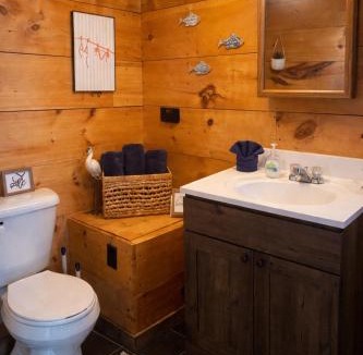 Redford House | Cozy little Cabin