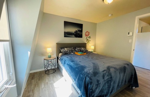 Flat River Apartment | Cozy loft apartment at ocean and river with water access. Pet friendly!