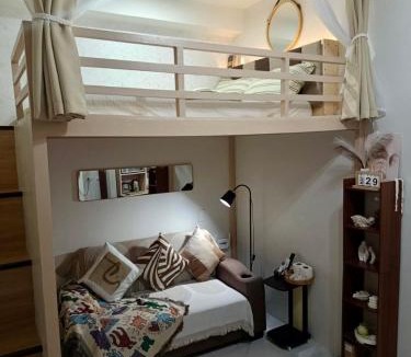 Guadalupe Apartment | Cozy Loft Studio with Balcony in Cebu City