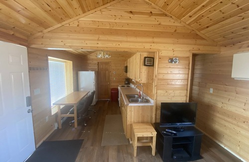 Grassy Butte Cabin | Cozy Log Cabin on Edge of North Dakota Badlands