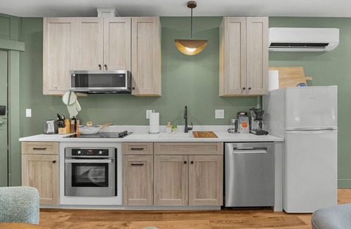 Penn Yan Apartment | Cozy Main St Studio - Penn Yan