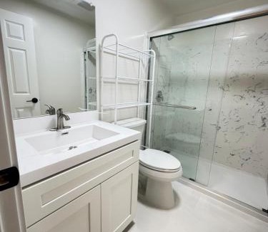 Excelsior Apartment | Cozy Master Bedrooms Suite