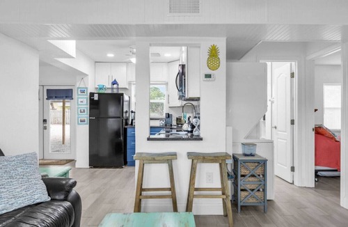 Varnum Park Apartment | Cozy Melbourne Retreat | Indian river | Beaches