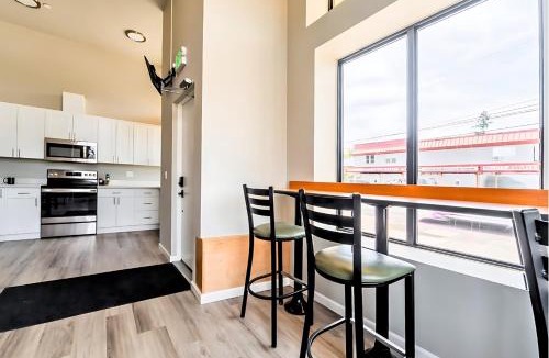 Eastside Apartment | Cozy Micro Suite Unit 10 Sleeps 2 Minutes to Downtown