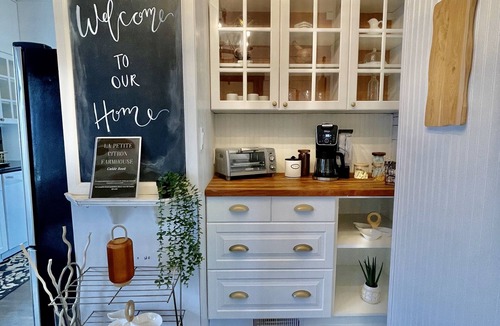 Pullman House | Cozy Modern Home Near WSU, Pet-Friendly, Fast Wi-Fi & Fire Pit