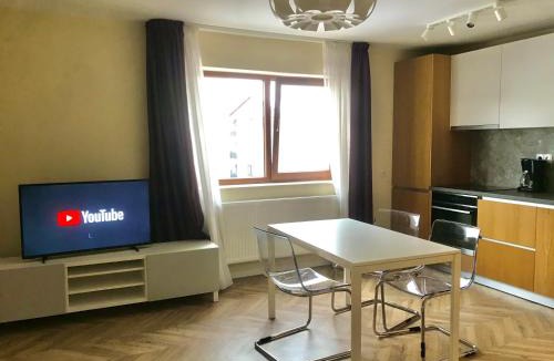 Floresti Apartment | Cozy Modern One Bedroom