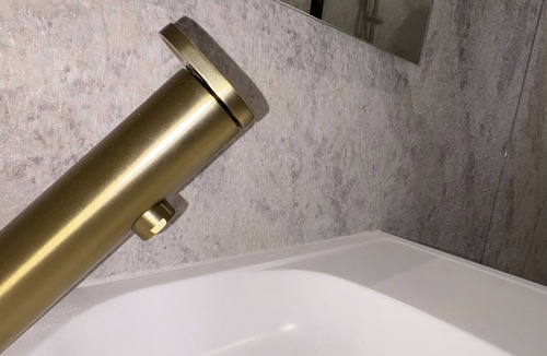 Quartier de la Folie-Mericourt Hotel | Cozy & Modern Room | Break in Belleville Metro & République