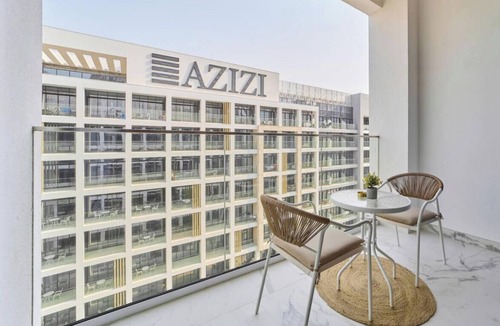 Nad Al Sheba Apartment | Cozy & Modern Studio Stay in Azizi Riviera Meydan