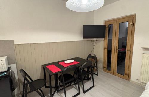 Faidello Apartment | Cozy Mountain Apartment with Cimone view