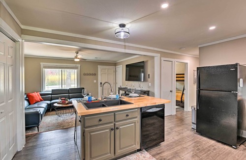 Murfreesboro House | Cozy Murfreesboro Home w/Furnished Patio!