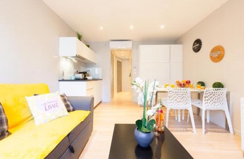 Cannes City Centre Apartment | Cozy Nest YourHostHelper