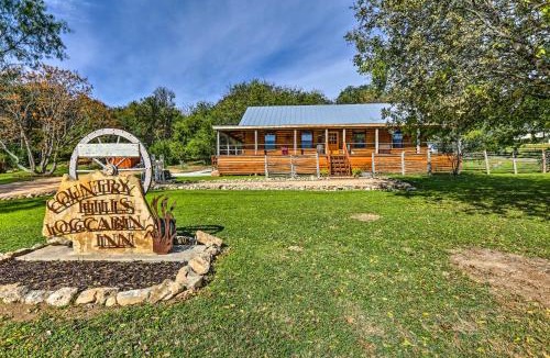 New Braunfels House | Cozy New Braunfels Family Cabin with Porch and Views!