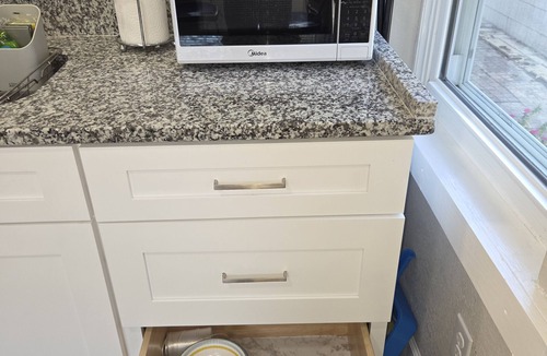 Lake Magdalene Apartment | Cozy Oak House 1-bedroom Apt in amazing Tampa. Max 2 adults+ 25 Yrs old