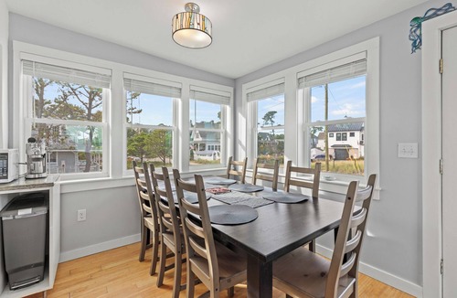 Camp Ellis Cottage | Cozy Oceanfront Mermaid Haven