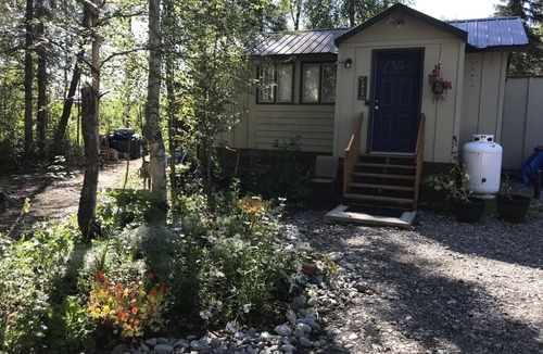 Talkeetna Cabin | Cozy on Easy Street