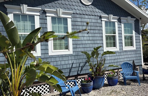 Isles of Capri House | Cozy & Peaceful Capri Cottage – Island Retreat with Boat Parking & More!