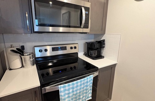 Southeast Calgary Apartment | Cozy Pet Friendly Apartment in SE Calgary - Near South Health Campus!