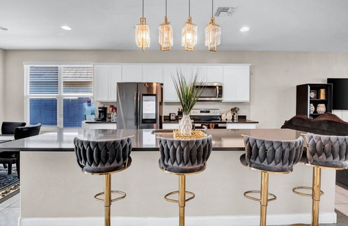 Rogers Ranch House | Cozy Phoenix Home 3 Bedrooms + Office New Community & Fast Wi-Fi