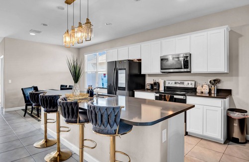 Rogers Ranch House | Cozy Phoenix Home 3 Bedrooms + Office New Community & Fast Wi-Fi