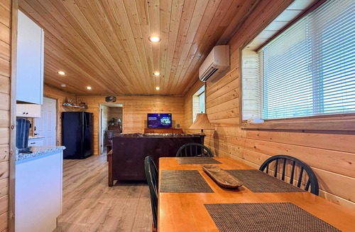 Sequim Apartment | Cozy Pine Getaway: Escape to a serene 1‑bedroom retreat
