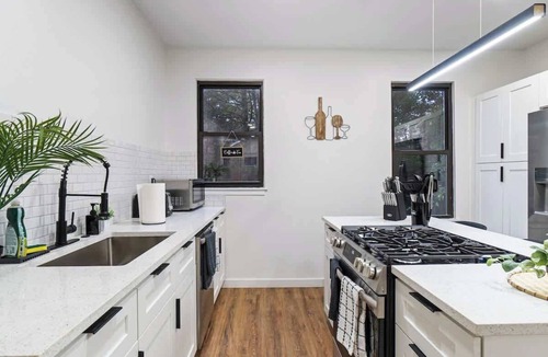Mexican War Streets House | Cozy Pittsburgh House: Fire Pit, Free WiFi!