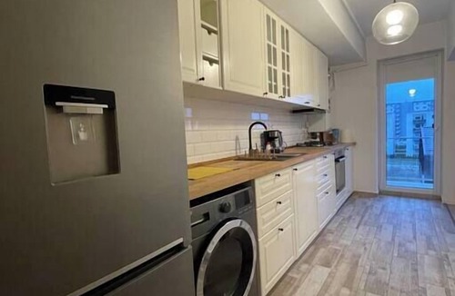 Tractorul Apartment | Cozy Place to Remember w. Fireplace and Netflix