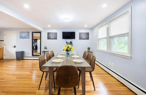 Randolph Apartment | Cozy & Private 4BR Randolph Home - Near I-93 & Route - Pet-Friendly 17