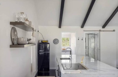 Claverack-Red Mills Cottage | Cozy, private and modern Cottage