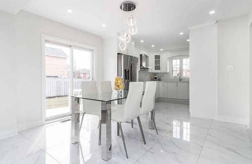 Mount Pleasant House | Cozy Private Bedroom in Dog-Loving Home – Meet Leo, Our Friendly Lab!
