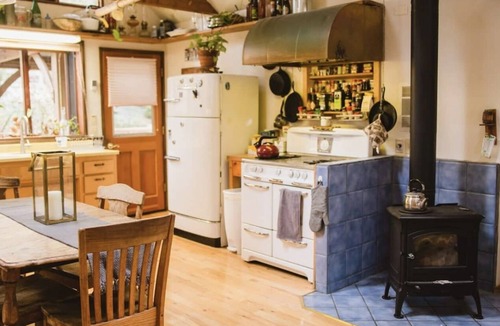Cedar Ridge House | Cozy, Private House With Hot Tub on 2 Acres