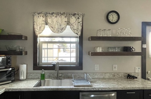 Evergreen Cottage | Cozy, private, Montana retreat. Centrally located. Long and short stays welcome.