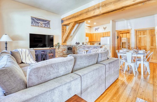 Anacortes House | Cozy Private Ranch Cabin, Whistle Lake, Sleeps 6