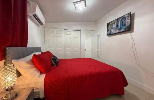 Pembroke Pines Apartment | Cozy Queen Studio Patio BBQ and Free Parking