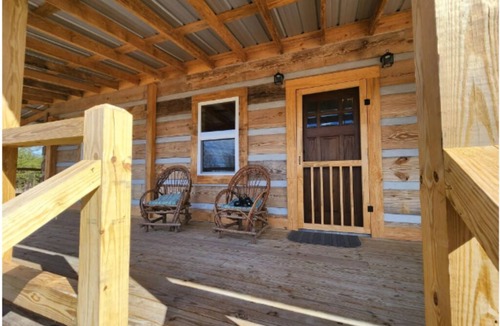 Mentone Cabin | Cozy, Quiet Cabin Under the Stars - Near Desoto State Park and Downtown Mentone!