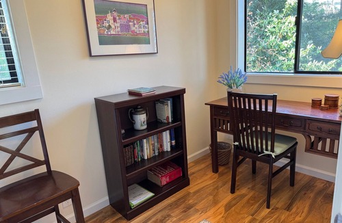 Almonte Cottage | Cozy Quiet Cottage Close to Trails, Wine Country & SF and Lots of Light!