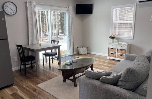 Deer Isle Cottage | Cozy quiet Cottage