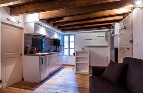 Comedie Apartment | Cozy & quiet studio Place de la Comédie