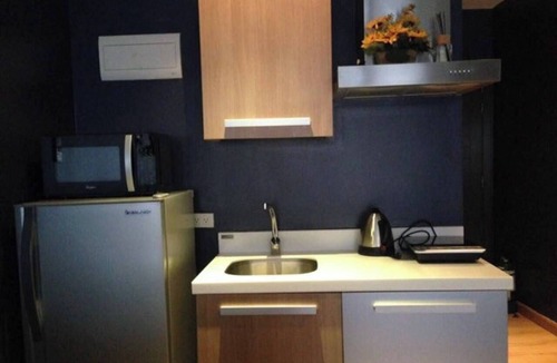 Downtown Apartment | Cozy Relaxing Studio Heart of Makati. 54F FASTWI-FI